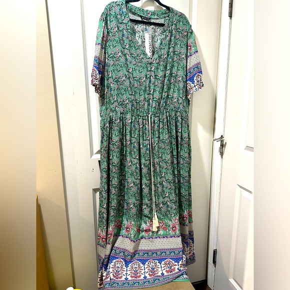 BloomChic Plus Size 4XL Boho Print Notched Ties Tassel Trim Dress us26 - Picture 2 of 7